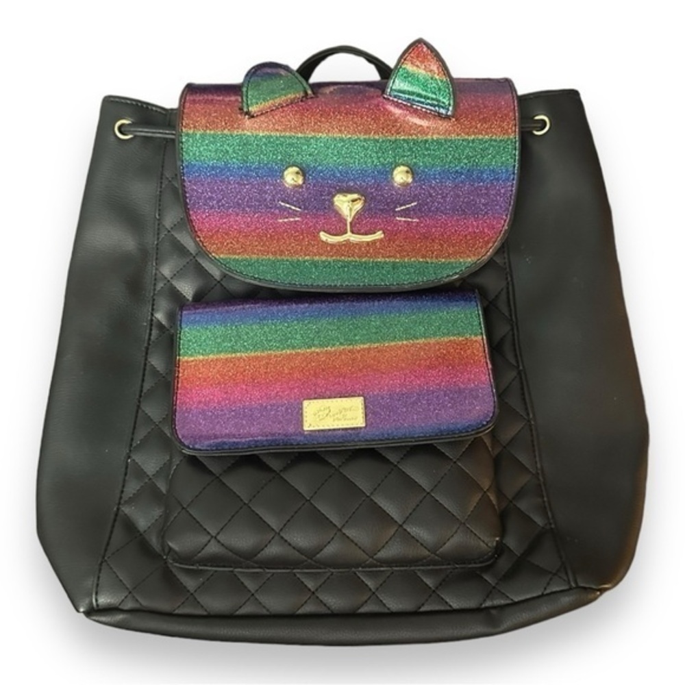 🆕 NWT Betsey Johnson Rainbow Iridescent Kitty Cat Quilted Leather Backpack